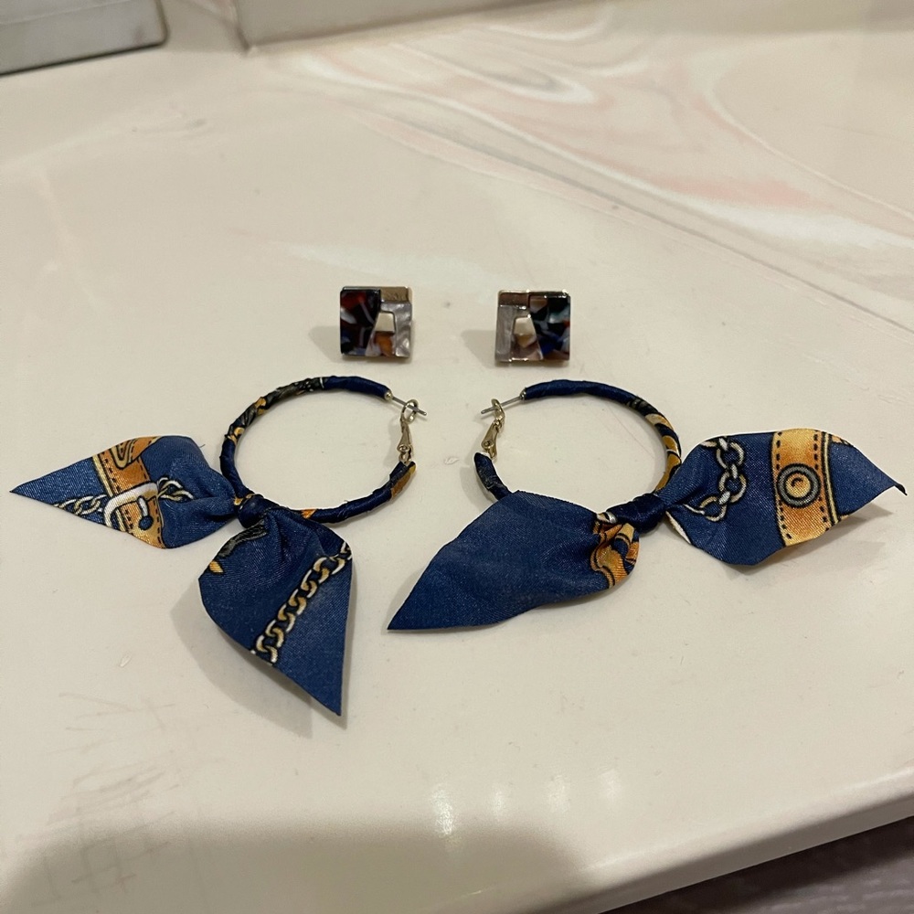NWOT Japanese earrings Lot